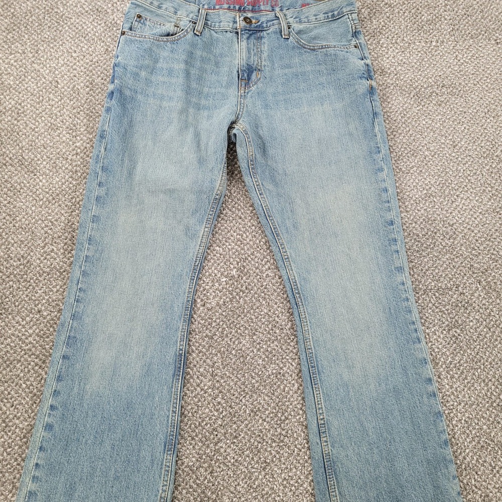 Mossimo Supply Co Mens Light Wash Faded Straight Leg Cotton Jeans 34x32 Blue